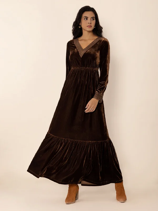 Lace Detail V-Neck Long Sleeve Maxi Dress Elegant Maxi Dress with Lace